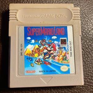 Nintendo game boy “super Mario land
